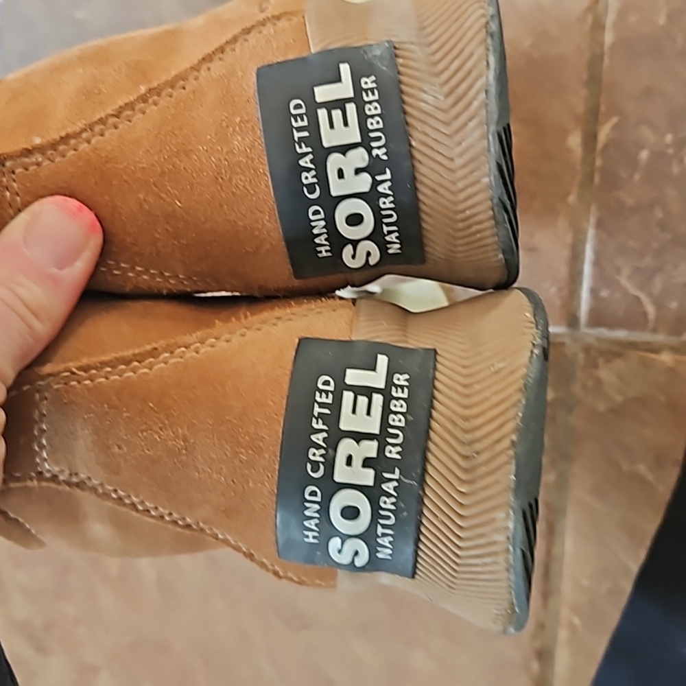 Sorel Out and About size youth 4 boots - Picture 5 of 6